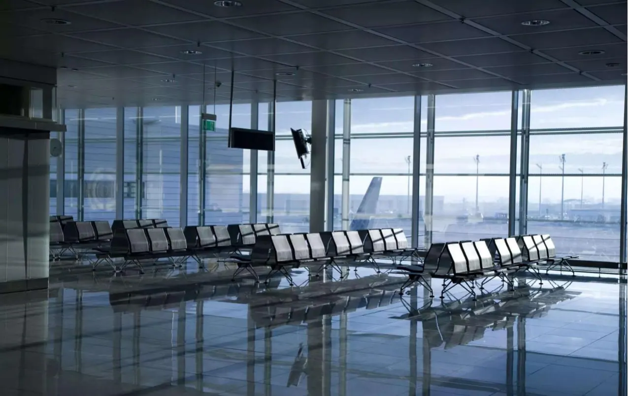 Sphinx Airport — image 1